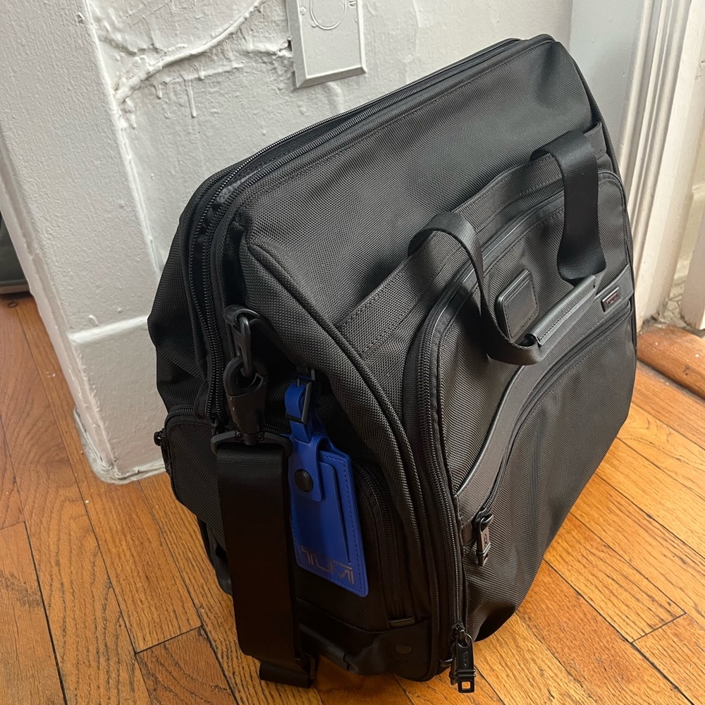 Tumi Dr. Bag